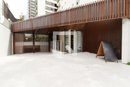 Apartamento à venda com 70m², 2 quartos e 1 vaga Apartamento à venda com 70m², 2 quartos e 1 vagaFachada