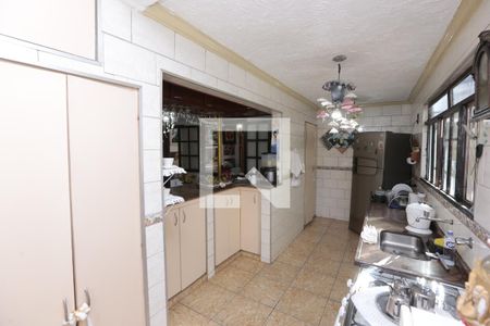 Cozinha de casa para alugar com 3 quartos, 161m² em Conjunto Agua Branca, Contagem