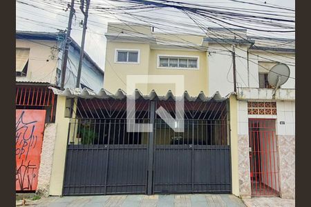 Fachada de casa à venda com 4 quartos, 330m² em Cambuci, São Paulo