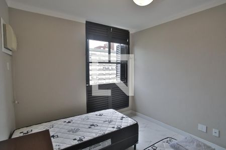 Quarto 1 de apartamento para alugar com 2 quartos, 75m² em José Menino, Santos