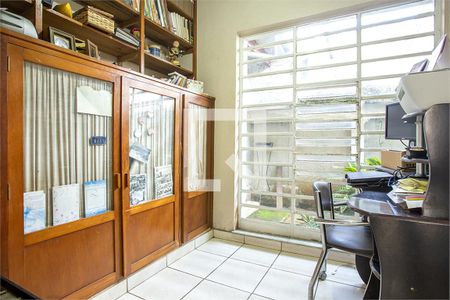 Casa à venda com 3 quartos, 214m² em Santo Amaro, São Paulo