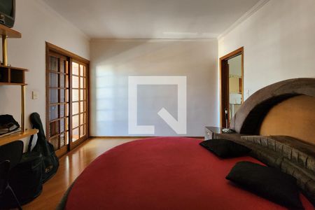 Casa à venda com 450m², 3 quartos e 8 vagas Casa à venda com 450m², 3 quartos e 8 vagasSuíte 1