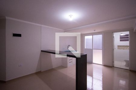 Sala/ Cozinha  de casa para alugar com 1 quarto, 45m² em Jardim Patente, São Paulo