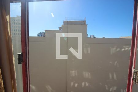 Vista da Sala/Quarto de apartamento à venda com 1 quarto, 30m² em Centro Histórico, Porto Alegre