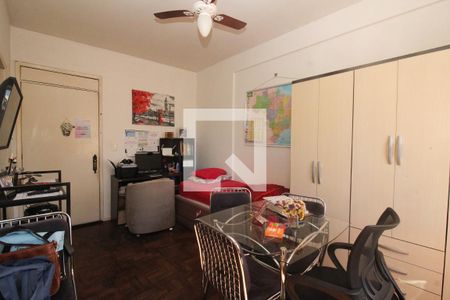 Sala/Quarto de apartamento à venda com 1 quarto, 30m² em Centro Histórico, Porto Alegre