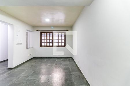 Sala de casa à venda com 4 quartos, 230m² em Terceira Divisão de Interlagos, São Paulo