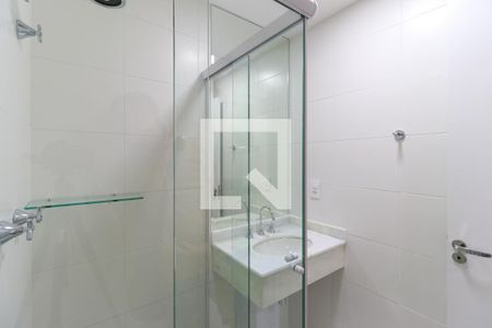 Banheiro de kitnet/studio para alugar com 1 quarto, 24m² em Brooklin, São Paulo