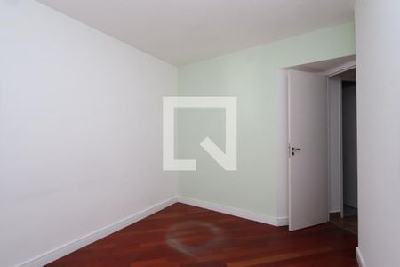 Quarto 1 de apartamento para alugar com 2 quartos, 60m² em Parque São Lourenço, São Paulo