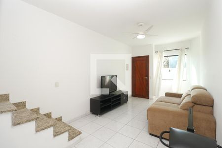 Sala de casa de condomínio à venda com 2 quartos, 75m² em Vila Romero, São Paulo
