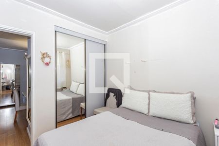 Quarto 1 de apartamento para alugar com 2 quartos, 65m² em Vila Firmiano Pinto, São Paulo