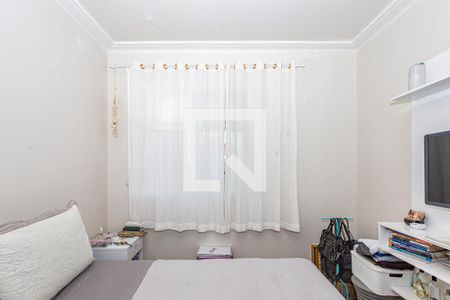 Quarto 1 de apartamento para alugar com 2 quartos, 65m² em Vila Firmiano Pinto, São Paulo