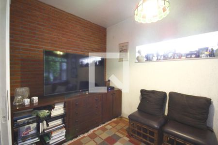 Sala TV de casa à venda com 6 quartos, 300m² em Vila Mariana, São Paulo