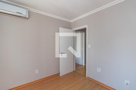 Quarto 2 de apartamento para alugar com 2 quartos, 70m² em São João, Porto Alegre