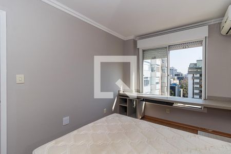 Quarto 1 de apartamento para alugar com 2 quartos, 70m² em São João, Porto Alegre