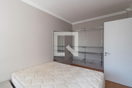 Quarto 1 de apartamento para alugar com 2 quartos, 70m² em São João, Porto Alegre