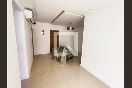 Apartamento à venda com 92m², 3 quartos e 1 vagaSala