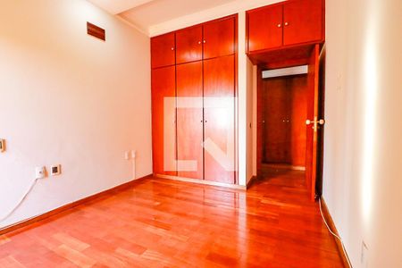 Quarto 1  de apartamento para alugar com 4 quartos, 171m² em Centro, Ribeirão Preto