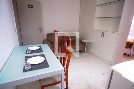 Sala de apartamento para alugar com 1 quarto, 45m² em Estoril, Belo Horizonte