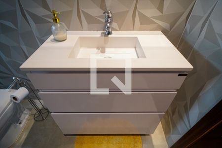 Casa de condomínio para alugar com 478m², 4 quartos e 6 vagas Casa de condomínio para alugar com 478m², 4 quartos e 6 vagasBanheiro