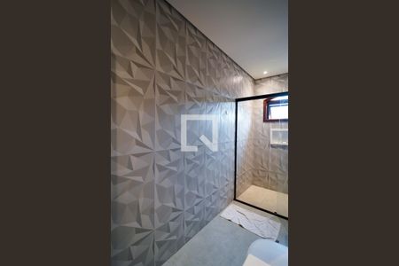 Casa de condomínio para alugar com 478m², 4 quartos e 6 vagas Casa de condomínio para alugar com 478m², 4 quartos e 6 vagasBanheiro