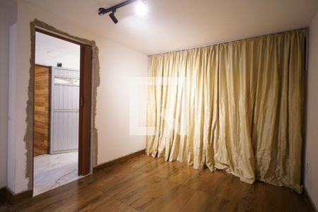 Casa de condomínio para alugar com 478m², 4 quartos e 6 vagas Casa de condomínio para alugar com 478m², 4 quartos e 6 vagasEdicula