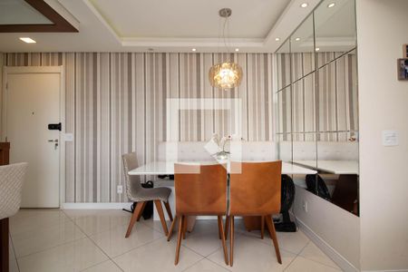 Sala de apartamento à venda com 2 quartos, 60m² em Vila Endres, Guarulhos