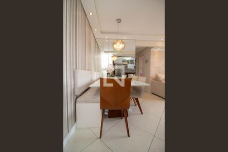 Sala de apartamento à venda com 2 quartos, 60m² em Vila Endres, Guarulhos