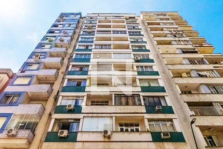 Apartamento à venda com 71m², 2 quartos e sem vaga Apartamento à venda com 71m², 2 quartos e sem vagaFachada