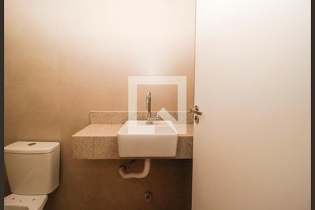 Banheiro de apartamento à venda com 3 quartos, 122m² em Barro Preto, Belo Horizonte
