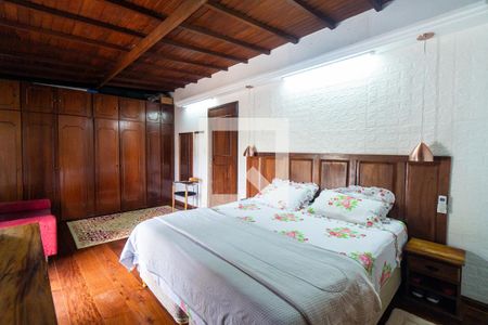 Suite 1 de casa à venda com 5 quartos, 245m² em Jardim Prudência, São Paulo