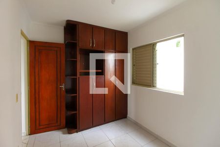 Quarto 2 de apartamento para alugar com 2 quartos, 65m² em Vila Ivone, São Paulo