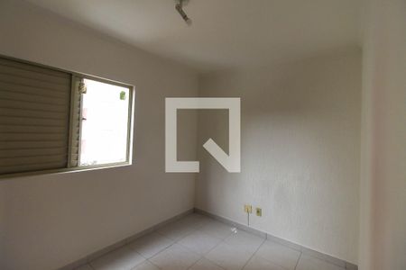 Quarto 2 de apartamento para alugar com 2 quartos, 65m² em Vila Ivone, São Paulo