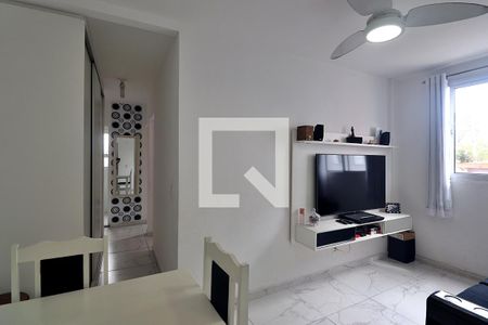 Sala de apartamento para alugar com 2 quartos, 45m² em Parque das Nações, Santo André