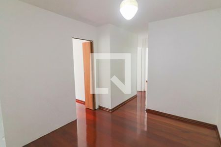 Sala de apartamento à venda com 3 quartos, 55m² em Vila São Silvestre, São Paulo