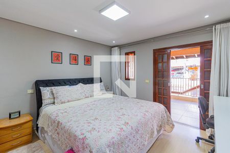 Suíte de casa à venda com 3 quartos, 271m² em Bandeiras, Osasco