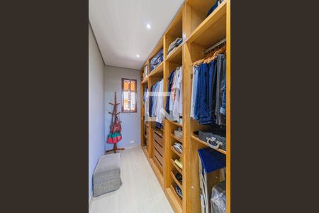 Closet de casa à venda com 3 quartos, 271m² em Bandeiras, Osasco