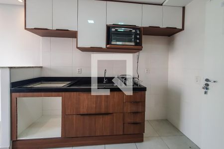 Sala/Cozinha de apartamento à venda com 1 quarto, 30m² em Cambuci, São Paulo