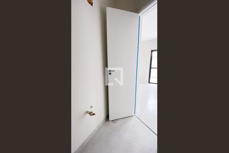 Lavabo de casa de condomínio para alugar com 2 quartos, 100m² em Parque Industriario, Santo André