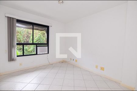 Quarto de apartamento à venda com 3 quartos, 120m² em Ingá, Niterói