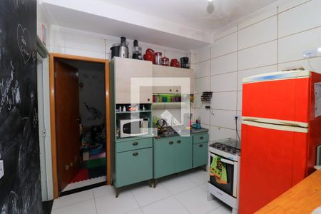 Cozinha de apartamento à venda com 1 quarto, 44m² em Vila Santa Isabel, São Paulo