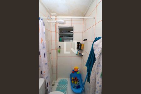 Banheiro de apartamento à venda com 1 quarto, 44m² em Vila Santa Isabel, São Paulo