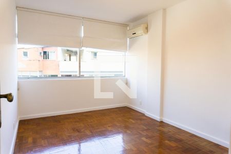 Quarto 1 de apartamento para alugar com 3 quartos, 124m² em Jardim Botânico, Rio de Janeiro