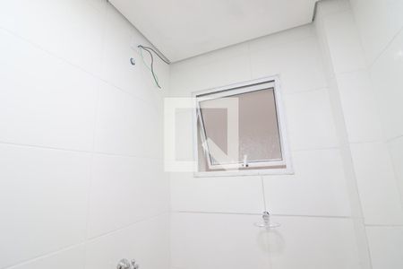 Banheiro de apartamento para alugar com 1 quarto, 35m² em Mandaqui, São Paulo
