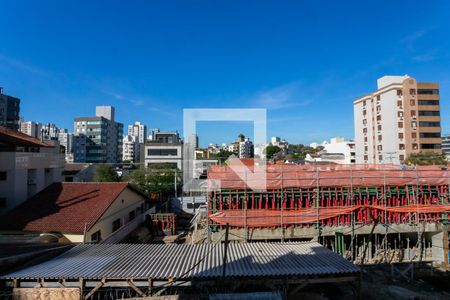 Vista do Quarto 1 de apartamento para alugar com 2 quartos, 78m² em Passo D’areia, Porto Alegre