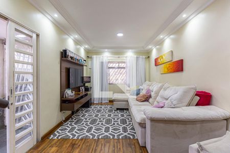 Sala de casa para alugar com 3 quartos, 234m² em Jardim Cristiane, Santo André