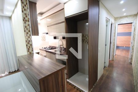 Sala/Cozinha de apartamento para alugar com 2 quartos, 47m² em Parque São Lourenço, São Paulo