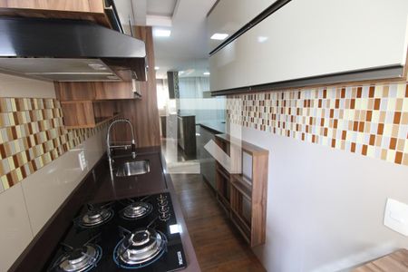 Sala/Cozinha de apartamento para alugar com 2 quartos, 47m² em Parque São Lourenço, São Paulo