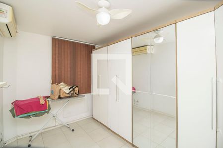 Suíte de apartamento à venda com 2 quartos, 60m² em Bonsucesso, Rio de Janeiro