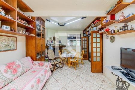 Casa à venda com 3 quartos, 200m² em Petrópolis, Porto Alegre