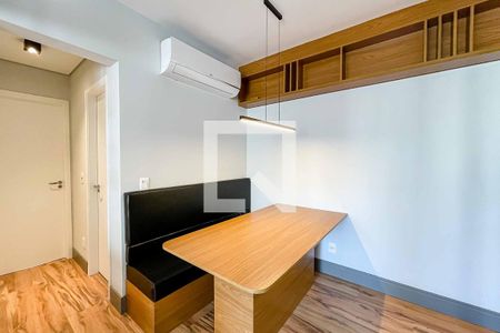 Sala de apartamento à venda com 2 quartos, 69m² em Santa Teresinha, São Paulo